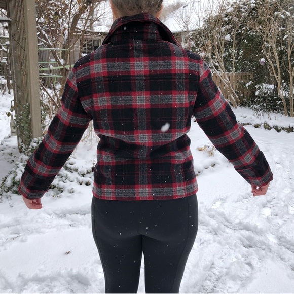 Woolrich black/grey/red 80%wool blend peacoat size small. - Picture 2 of 7